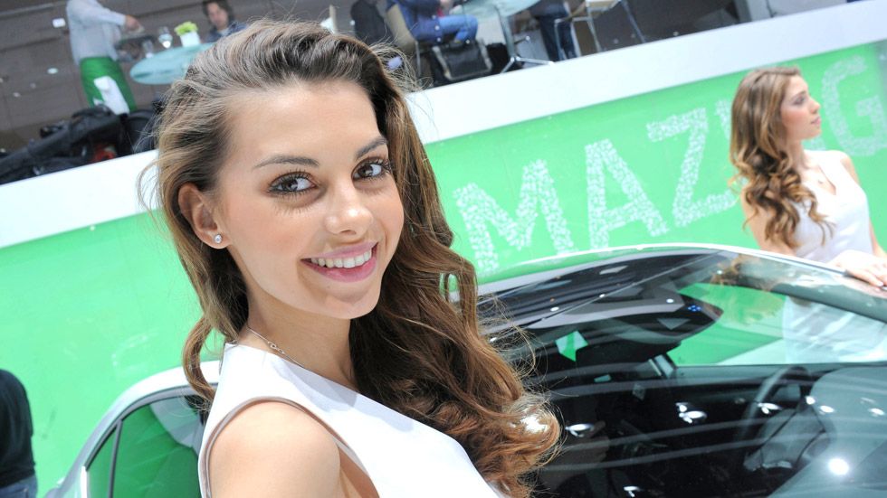 Las chicas del Salón del Automóvil de Ginebra 2013