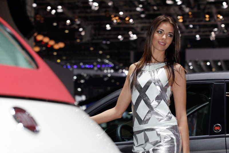 Las chicas del Salón del Automóvil de Ginebra 2013