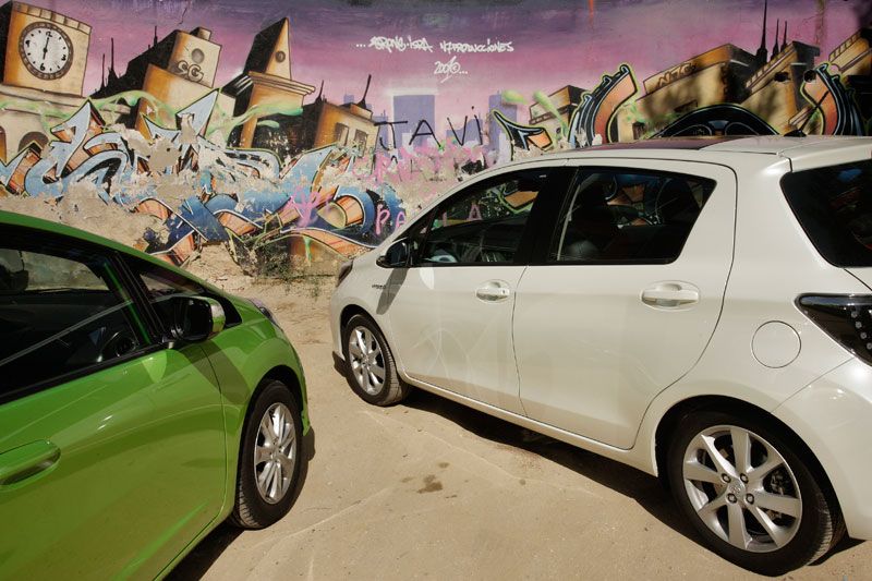 Comparativa: Honda Jazz Hybrid vs Toyota Yaris Hybrid, carne de ciudad