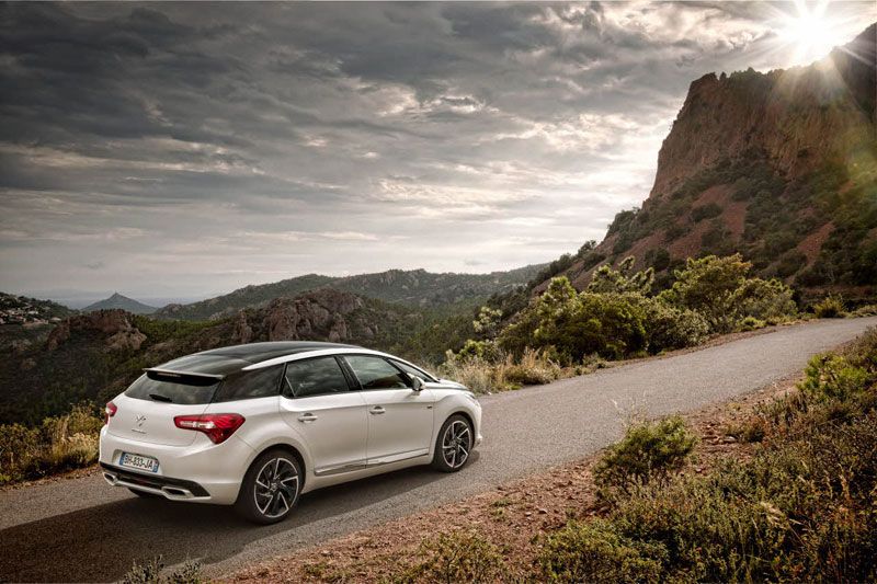 Citroën DS5: menos emisiones, mejores precios