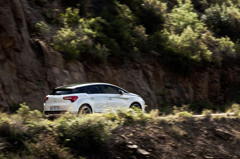 Citroën DS5: menos emisiones, mejores precios