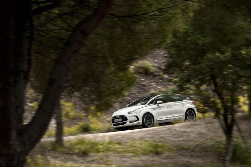 Citroën DS5: menos emisiones, mejores precios