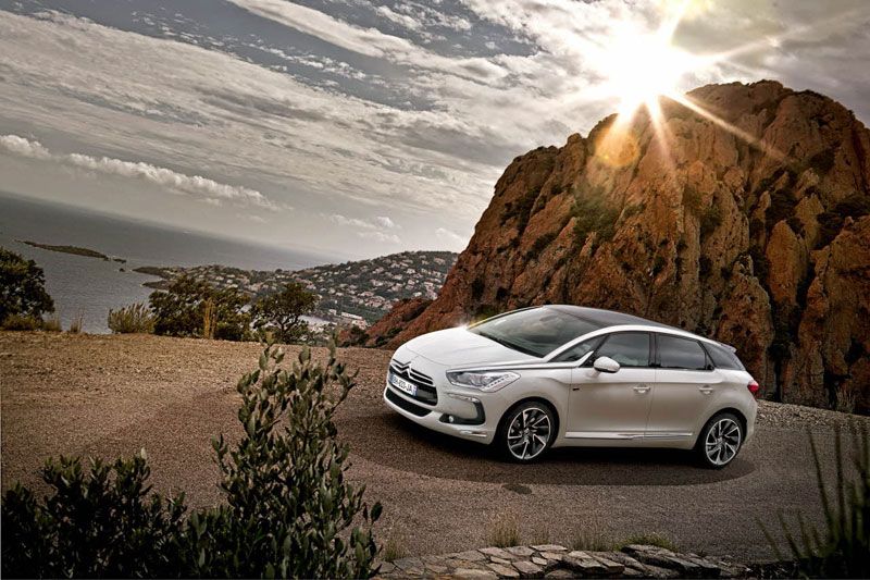 Citroën DS5: menos emisiones, mejores precios