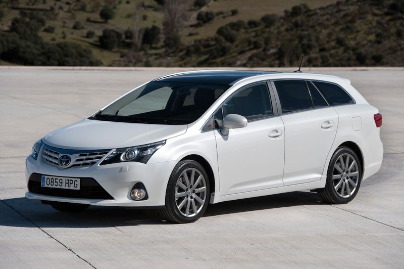 Toyota Avensis 2013