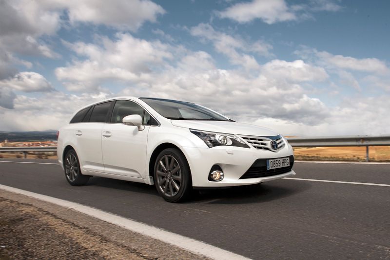 Toyota Avensis 2013