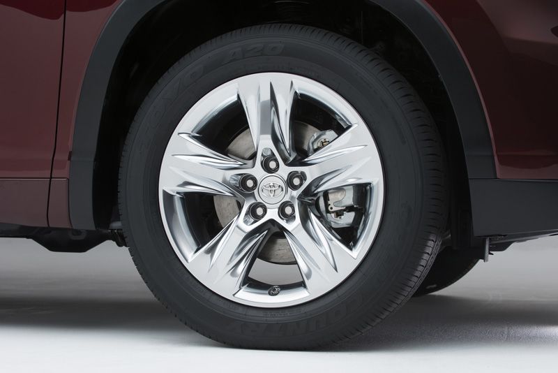 Toyota Highlander 2014, ahora más refinado