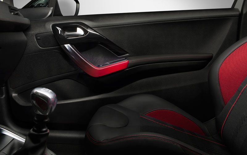 Contacto:Peugeot 208 GTI, la versión más deportiva