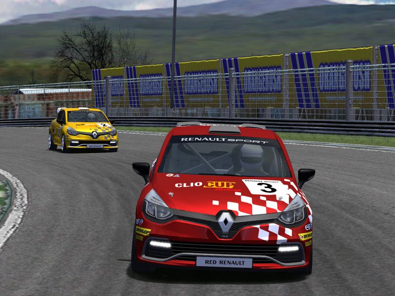 Renault Clio Cup “online”: de carreras por la red