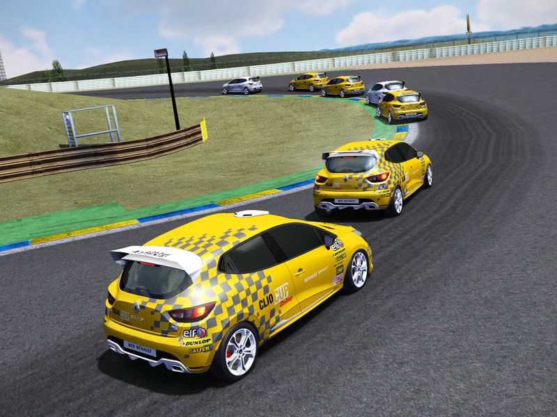 Renault Clio Cup “online”: de carreras por la red