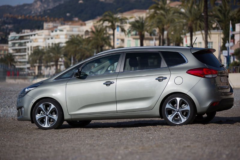 El nuevo Kia Carens, ya a la venta