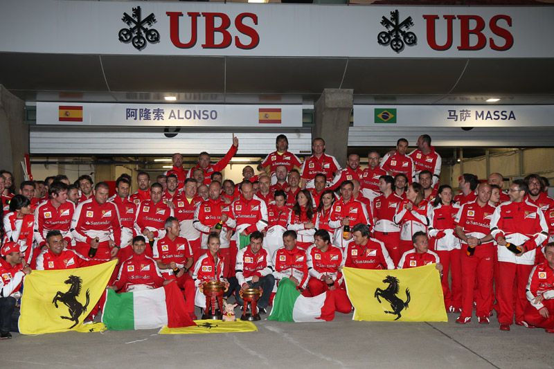 Carrera perfecta de Alonso en China