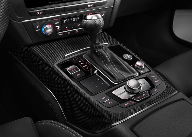 Contacto: Audi RS6 Avant
