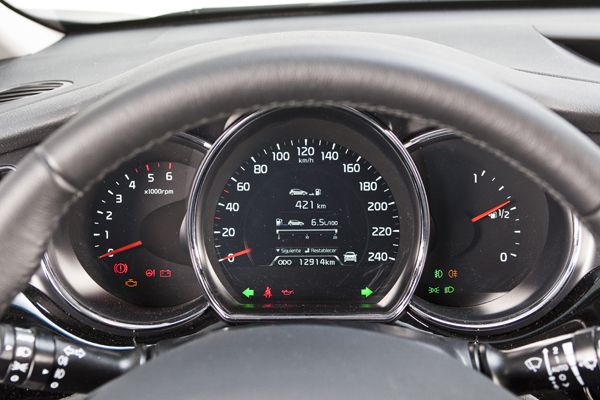 Contacto: Chevrolet Cruze 1.7D vs Kia Cee’d 1.6 CRDi