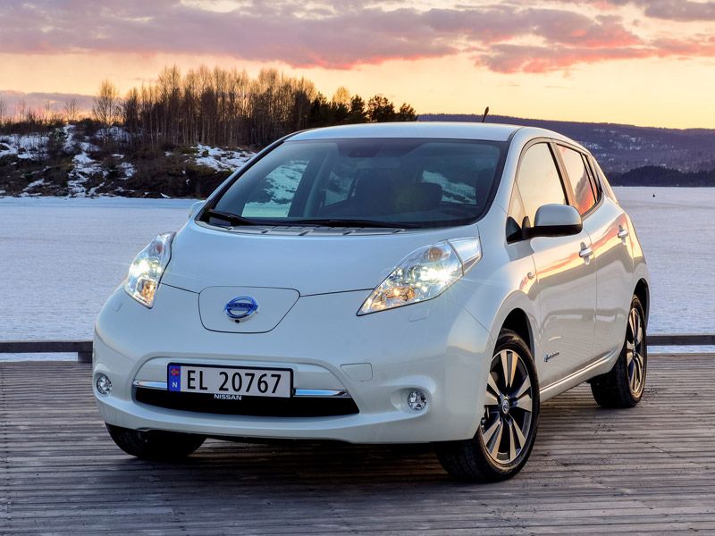 Nissan Leaf II 2013