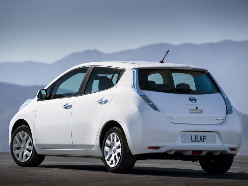 Nissan Leaf II 2013