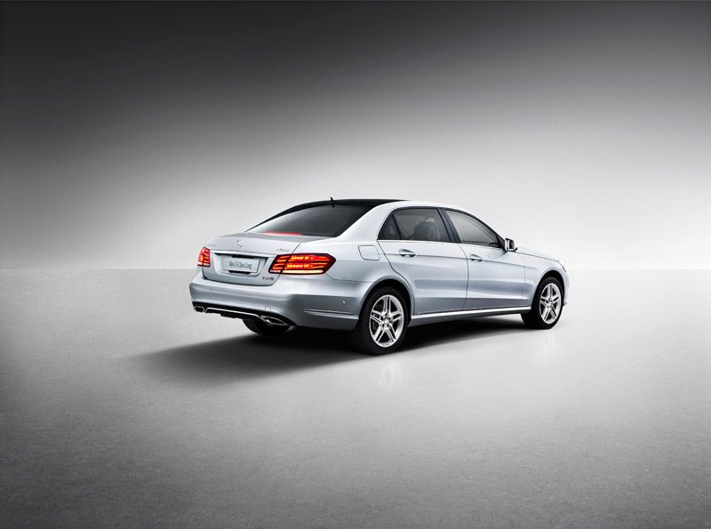 Mercedes Clase E de batalla larga