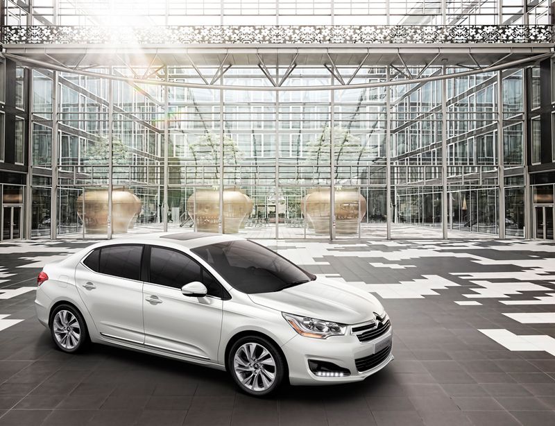 Citroën C4 Sedán, aumenta la familia C4
