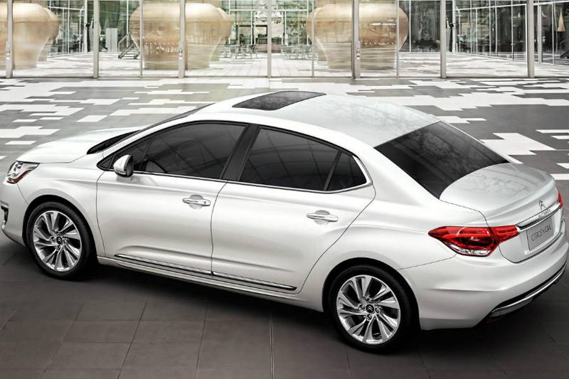 Citroën C4 Sedán, aumenta la familia C4