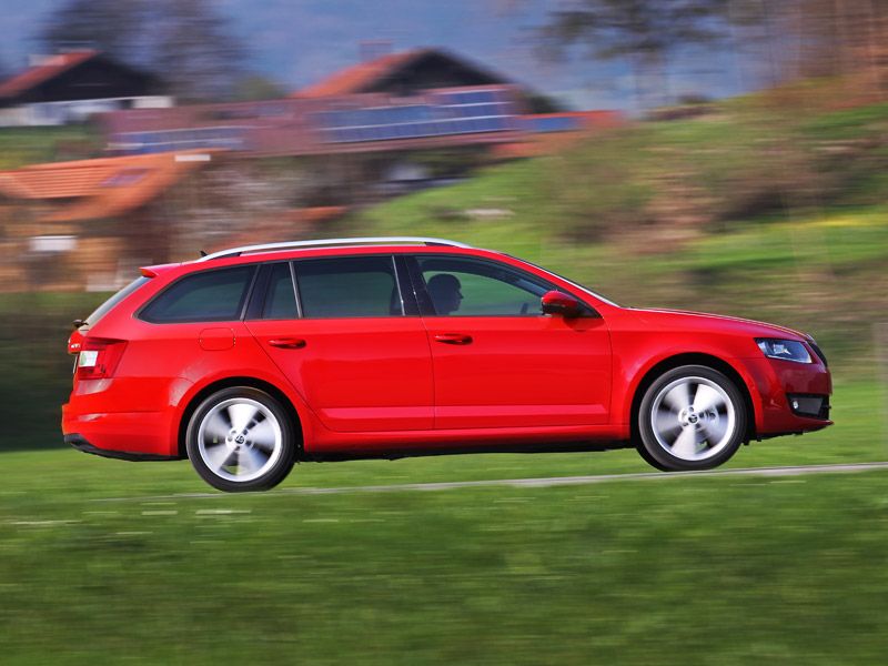Skoda Octavia Combi, contacto