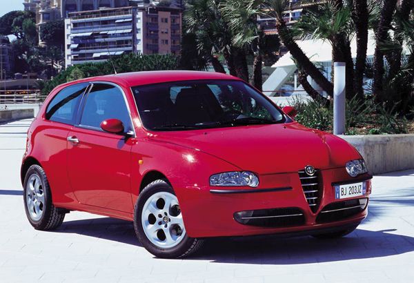 2001, Alfa Romeo 147