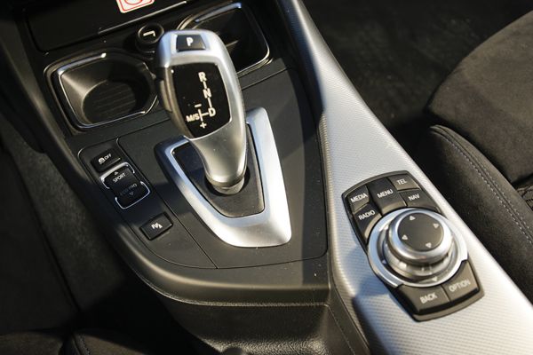 Comparativa: Audi A3 2.0 TDI vs BMW 118d aut