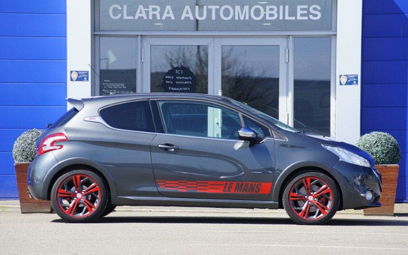 Peugeot 208 GTI Le Mans