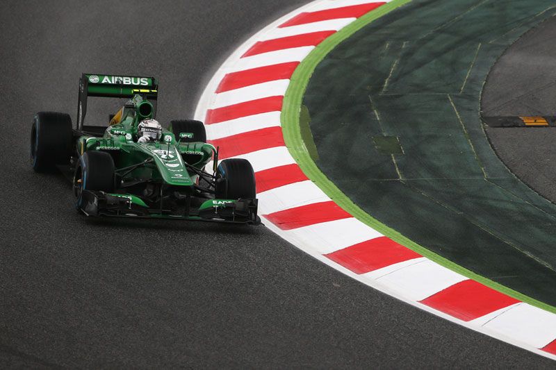 GP España: Alonso marca el mejor tiempo en los libres 1