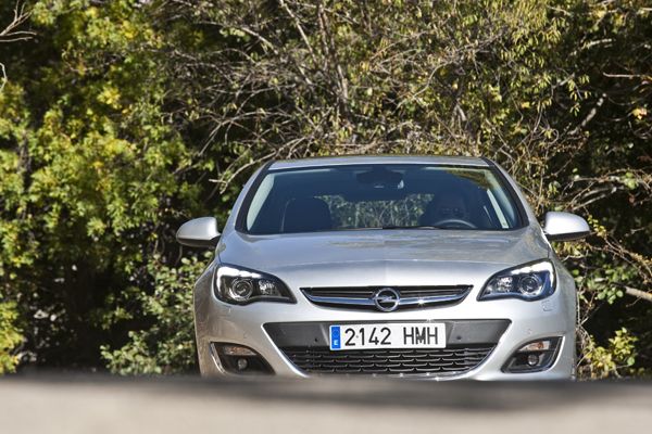 Prueba: Opel Astra Sedan 1.7 CDTI