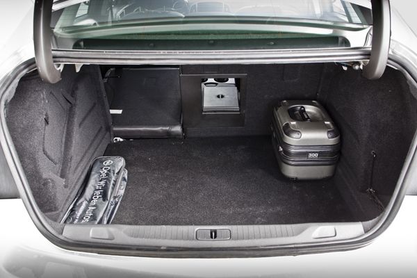 Prueba: Opel Astra Sedan 1.7 CDTI
