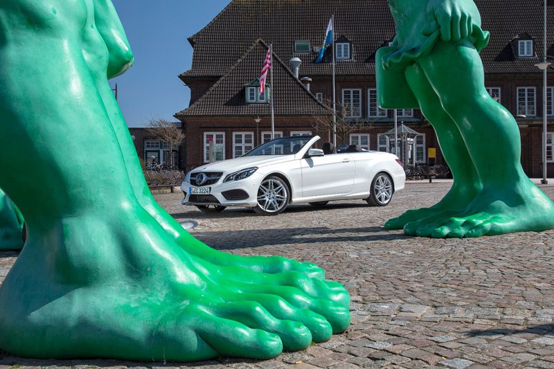 Mercedes E Coupé y Cabrio 2013, oda al lujo