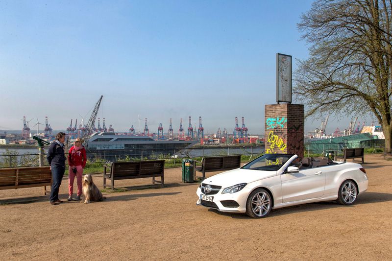 Mercedes E Coupé y Cabrio 2013, oda al lujo