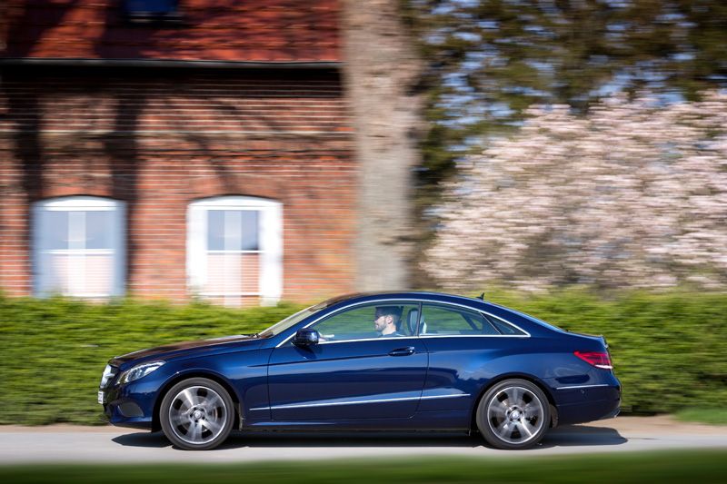 Mercedes E Coupé y Cabrio 2013, oda al lujo