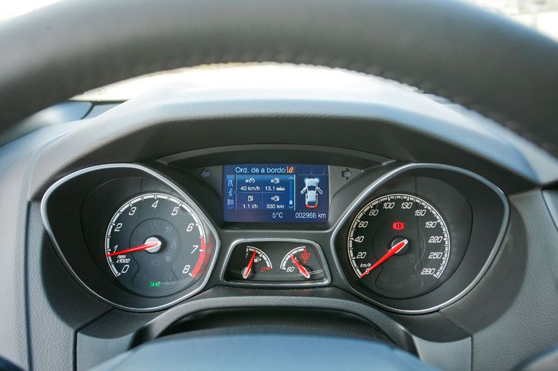 Comparativa: Ford Focus ST vs Opel Astra OPC y Renault Mégane RS CUP