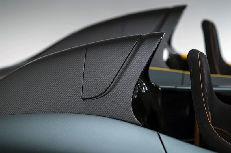 Aston Martin CC100 Speedster Concept