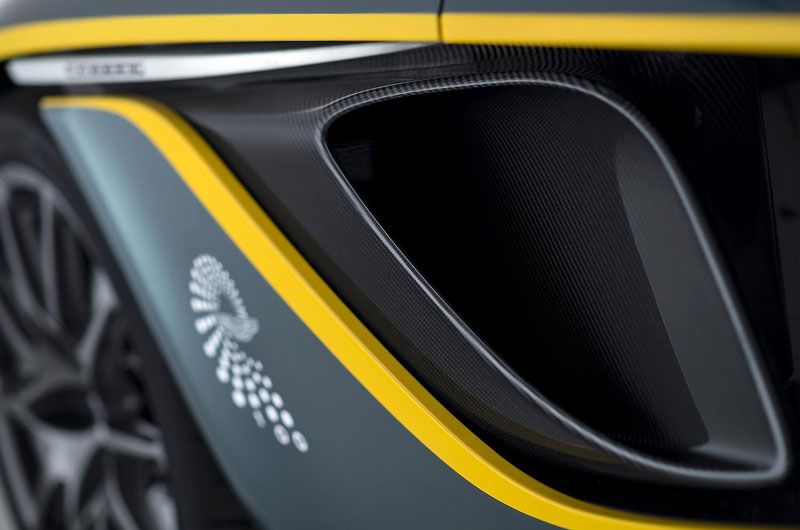 Aston Martin CC100 Speedster Concept