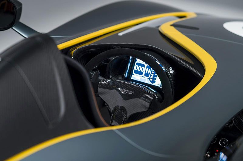 Aston Martin CC100 Speedster Concept