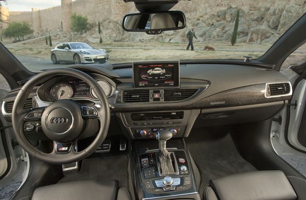 Comparativa: Audi S7 Sportback vs Porsche Panamera GTS