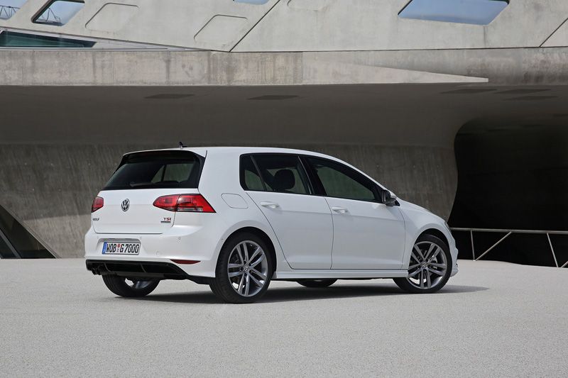 El Volkswagen Golf R-Line, ya a la venta