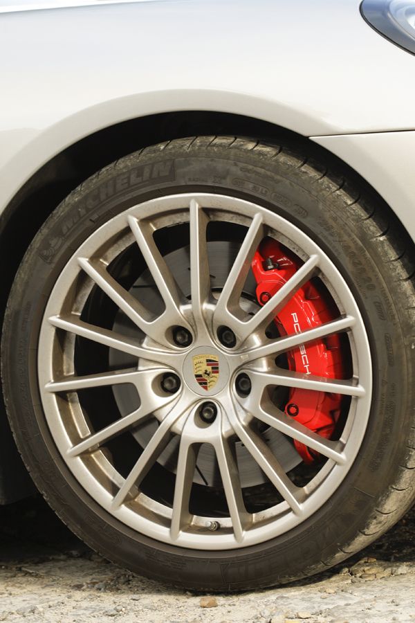 Comparativa: Audi S7 Sportback vs Porsche Panamera GTS