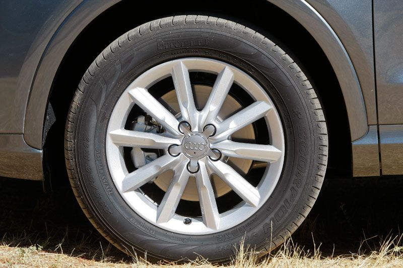 Comparativa: Range Rover Evoque eD4 Pure 2WD vs Audi Q3 2.0 TDI 4x2