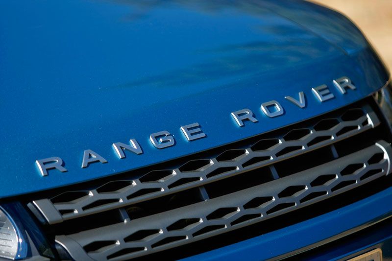 Comparativa: Range Rover Evoque eD4 Pure 2WD vs Audi Q3 2.0 TDI 4x2