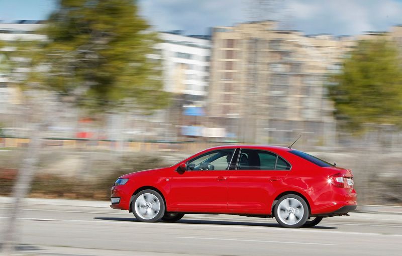 Opel Astra Sedán 1.7 CDTI vs Skoda Rapid 1.6 TDI