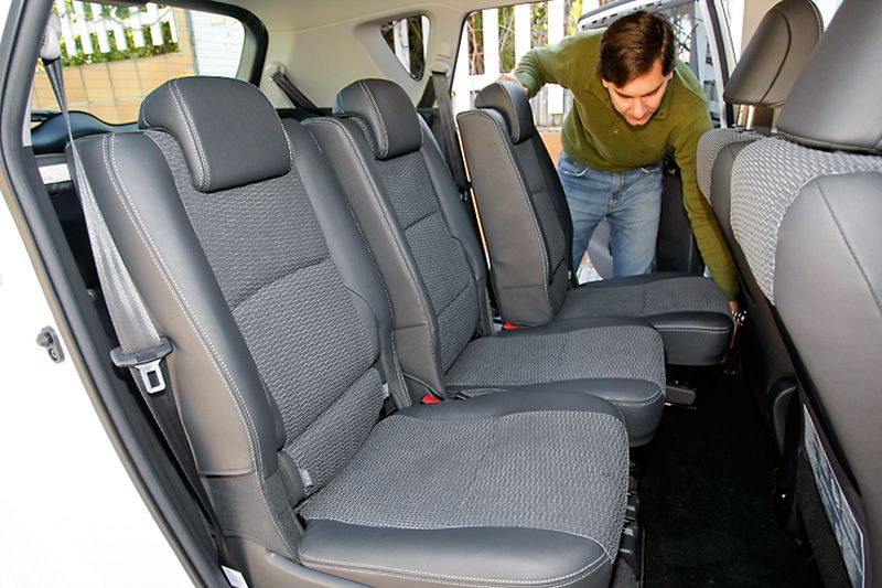 Duelo monovolumen: VW Touran vs Toyota Verso