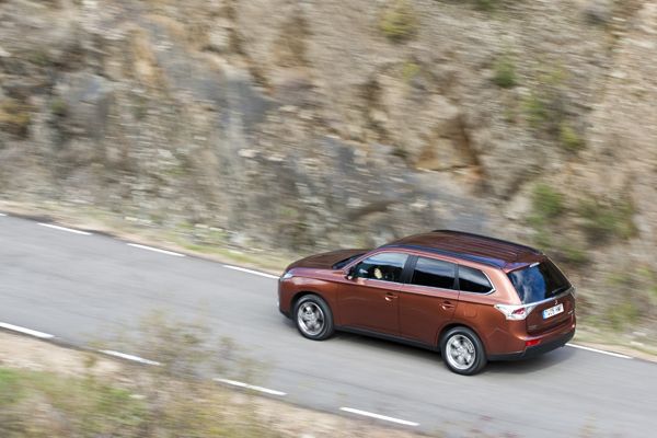 Prueba: Mitsubishi Outlander 220 DI, entre práctico y divertido