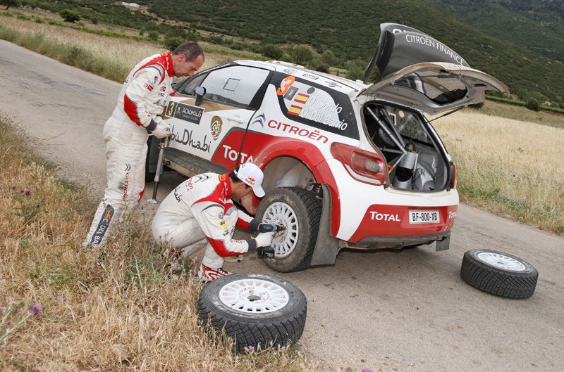 Rallye Acrópolis 2013: sábado
