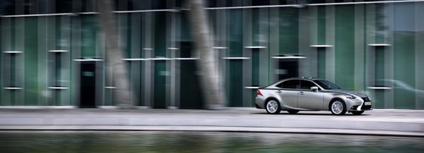 Lexus IS 300h