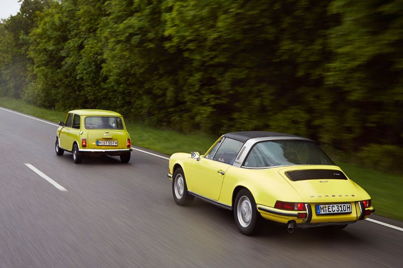 El Mini Classic felicita al Porsche 911
