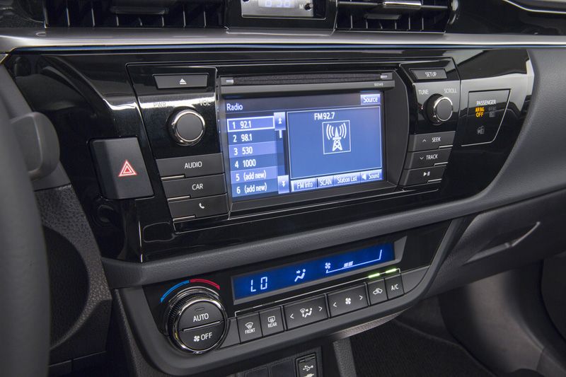 Toyota Corolla Sedán 2014, ahora más agresivo