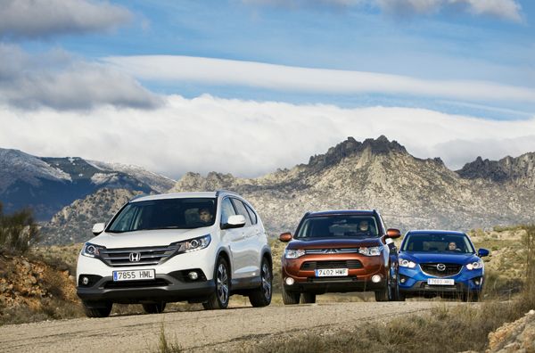 Comparativa: Honda CR-V vs Mazda CX-5 y Mitsubishi Outlander
