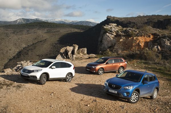 Comparativa: Honda CR-V vs Mazda CX-5 y Mitsubishi Outlander